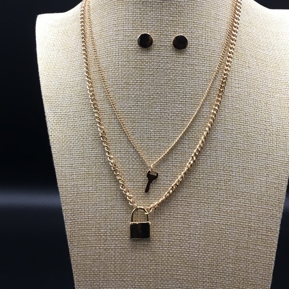 Jewelry - 🆕 Lock & Key Necklace Set